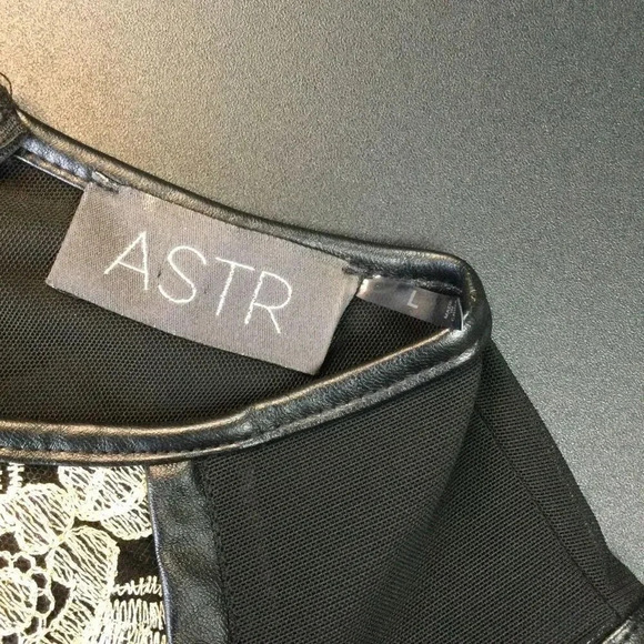 ASTR Womens Black Gold Lace Mesh Sleeveless Embroidered Mini Dress Large - Picture 5 of 12